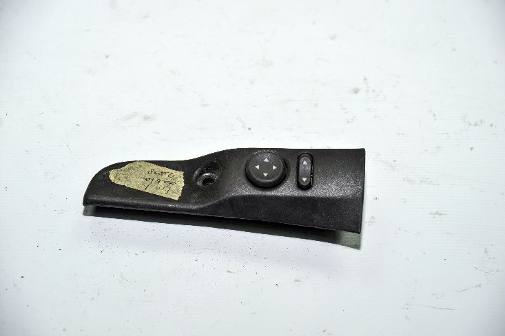 UNO ÇIKMA YEDEK PARÇA FİAT ÇIKMA YEDEK PARÇA   (197)DOBLO AYNA AYAR DUGMESI